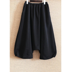 10月18日補貨 x 4 *輕盈保暖 *抓絨內襯 *女性圓潤輪廓 *成人燈籠褲 *黑色 第7張的照片