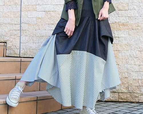 フィット＆フレアパネルロングスカート グレー フィット＆フレアパネルロングスカート グレー（自由自在に変形