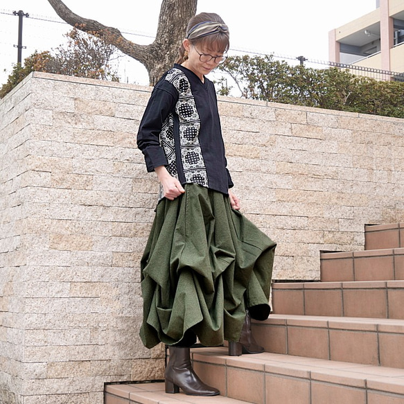 已售出 1,500 多件 *再次上架 x 6 次 [自由排列裙子] 一舉一動都展現美麗的輪廓 *圓形裙子 *綠色 第6張的照片