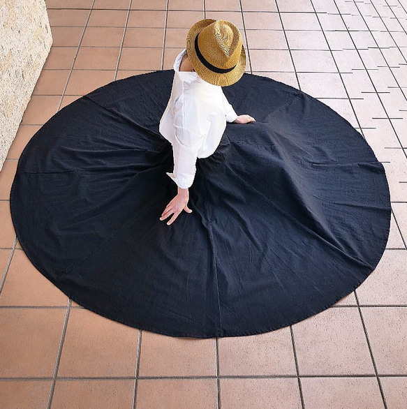 販売枚数1500枚突破＊再販×6回【自由にアレンジスカート】動くたびに美シルエット＊サーキュラースカート＊black 4枚目の画像