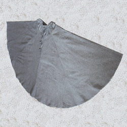 銷量超過1500件！ 【自由調節半身裙】經典百搭的原創單品 * 一件讓你愛不釋手多年的單品 * 每一個動作都展現優美身形 * 灰 第18張的照片