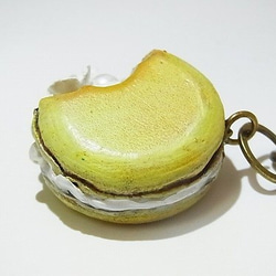 花杏仁餅乾袋魅力（黃色）[由香守屋]皮革皮具套房霜鑰匙扣 第5張的照片
