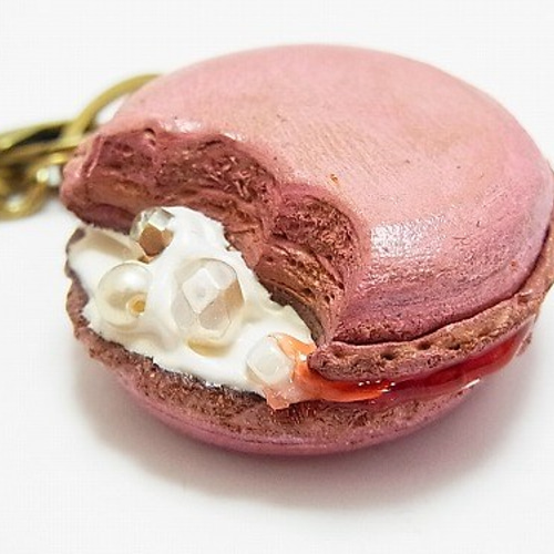 マカロン バッグチャーム いちご【もりや ゆか】革 レザー スイーツ