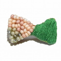 珠繡胸針絲帶趙卓（綠色×粉紅色）[由香守屋] 第1張的照片