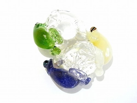 楽し 【 kengtaro / ケンタロー 】 楽しそうに集まる三匹の蛙 ボロシリケイトガラス 6枚目の画像