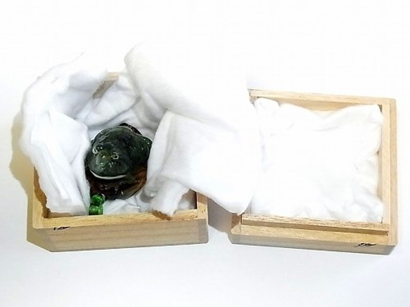 Belt frog 2 [kengtaro / Kentaro]葉子包裹的青蛙玻璃吊墜 第5張的照片
