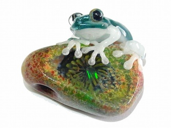 『 彩 いろどり 』【 kengtaro / ケンタロー 】 カエル ボロシリケイトガラス 職人 作家 蛙　一点もの 1枚目の画像