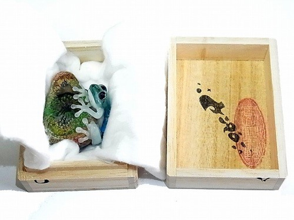 『 彩 いろどり 』【 kengtaro / ケンタロー 】 カエル ボロシリケイトガラス 職人 作家 蛙　一点もの 10枚目の画像