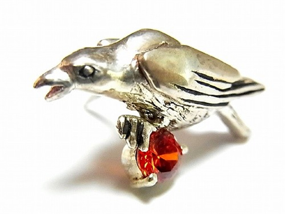からす ブローチ 【 Tiny tail タイニーテイル 】 カラス アクセサリー 鳥 バード 動物 アニマル シルバー 4枚目の画像