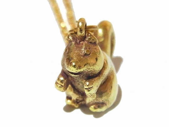 『 リス ネックレス 』インポート　真鍮　ゴールド　金　アンティーク　栗鼠　森の動物　小動物　お洒落　ナチュラル　可愛い 4枚目の画像