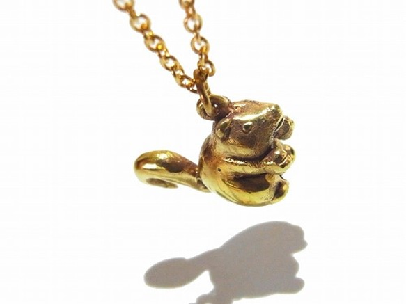 『 リス ネックレス 』インポート　真鍮　ゴールド　金　アンティーク　栗鼠　森の動物　小動物　お洒落　ナチュラル　可愛い 6枚目の画像