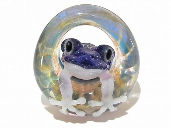 青蛙的腳步在一個水坑七條kengtaro健太郎]小漣漪硼矽玻璃工匠作家青蛙蔓延 第3張的照片
