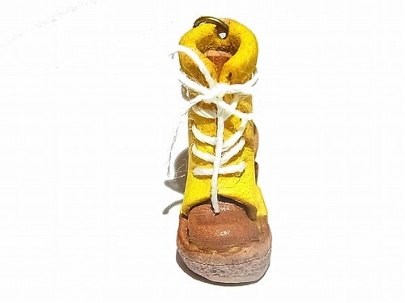 ヒモブーツ ピアス ( カラー： イエロー )【 もりや　ゆか 】 ハンドメイド 手作り かわいい 靴 くつ おしゃれ 4枚目の画像