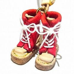 靴子項鍊兒童（顏色：大紅）[由香守屋]手工皮革飾品 第1張的照片