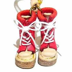 靴子項鍊兒童（顏色：大紅）[由香守屋]手工皮革飾品 第3張的照片