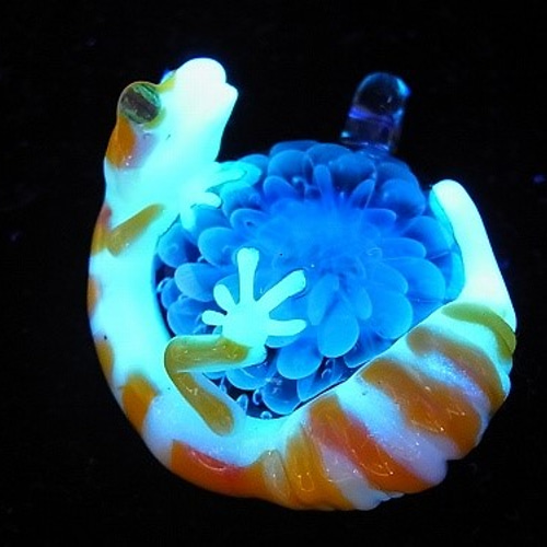 ヒョウモンくん 四【 kengtaro ケンタロー 】 ペンダントトップ ボロ