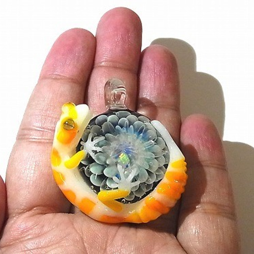 ヒョウモンくん 四【 kengtaro ケンタロー 】 ペンダントトップ ボロ