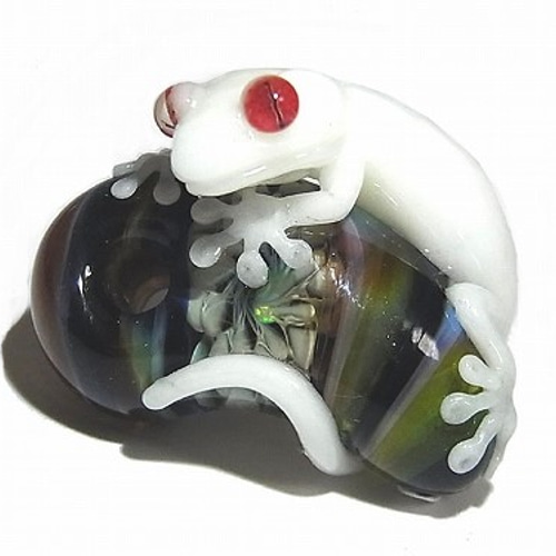 勾玉 ヤモさん 伍【 kengtaro ケンタロー 】 勾玉 ヤモリ 守宮 ガラス