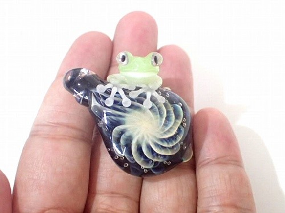 Baiu Go[kengtaro Kentaro]硼矽玻璃工匠作家青蛙青蛙青蛙一點獨特 第9張的照片