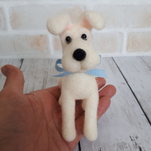 ミニチュアシュナウザー白お座り 羊毛フェルト manahata 通販 8556246