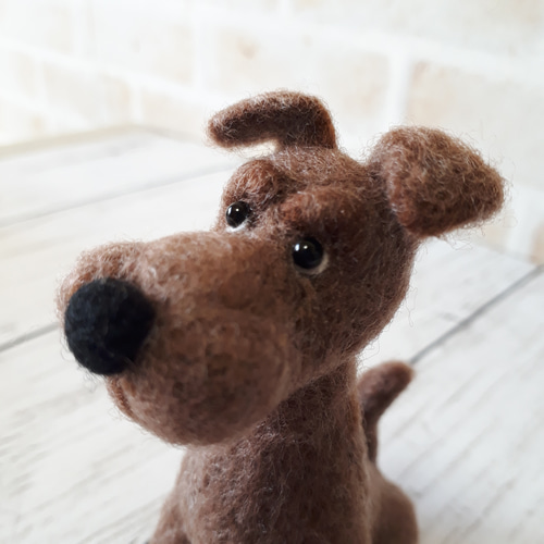 ミニチュアシュナウザー茶色 羊毛フェルト manahata 通販 8717696