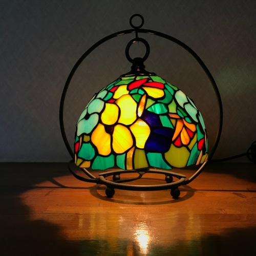 高級ステンドグラス テーブルランプ（Lp6. パンジー柄） スタンド