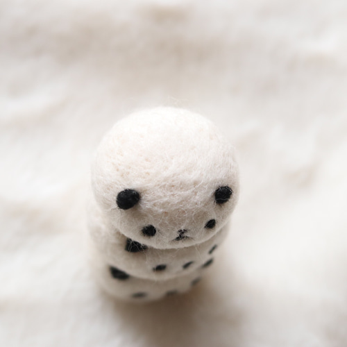 受注製作 ムニムニしてそうな3段チビパンダ 羊毛フェルト 羊毛フェルト
