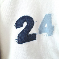 犬服 Birthday うちの子 記念日 トレーナー シンプル カジュアル おしゃれ 可愛い グレー ホワイト/デニム 5枚目の画像