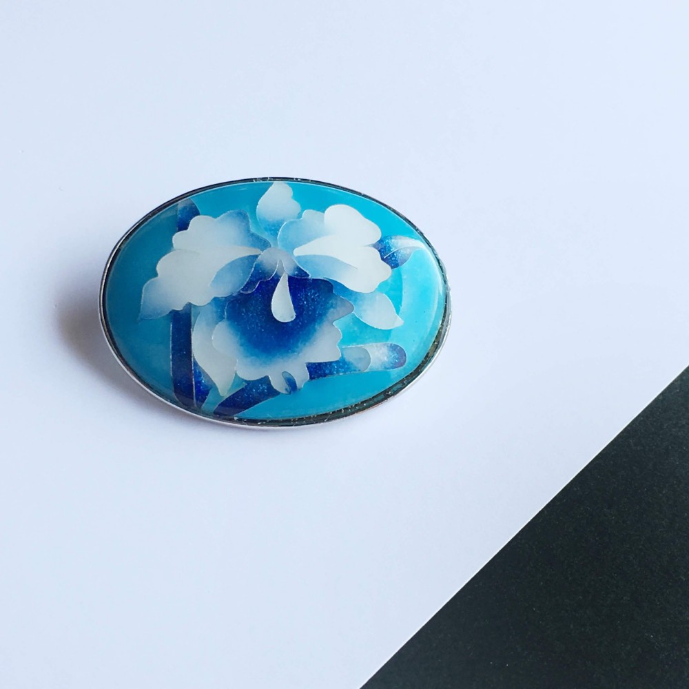 カトレア 七宝焼ブローチ そら色 純銀張有線七宝