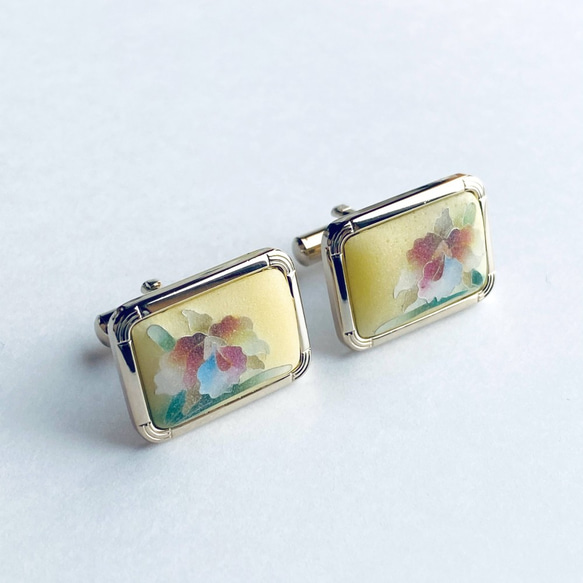 つや消しカトレア 七宝焼のカフスボタン(カフリンクス) 純銀胎つや消し有線七宝 18kgf 18kgf