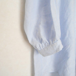 ストライプリネンのパフ袖ブラウス 3枚目の画像