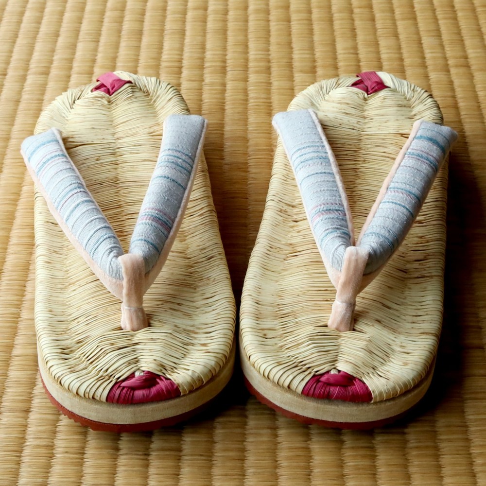 『草履サンダル』■室内、屋外どちらでも履けます ■サイズ違い制作可能 ■受注制作