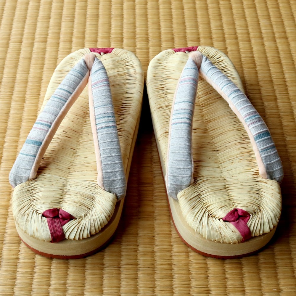 『草履サンダル』■室内、屋外どちらでも履けます ■サイズ違い制作可能 ■受注制作