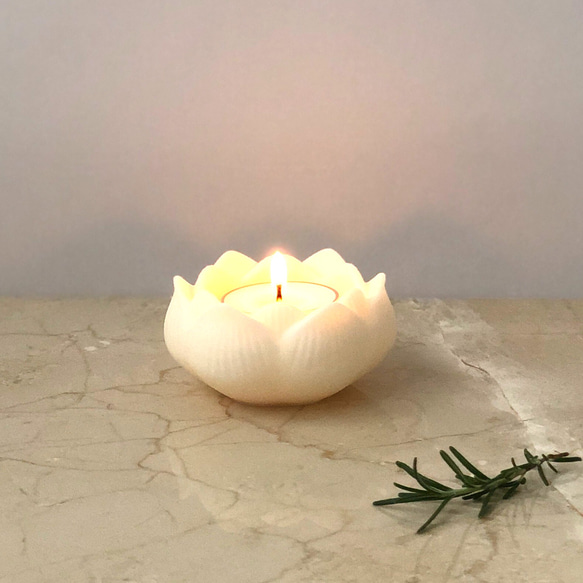 アロマストーン蓮キャンドルホルダー&トレーセット(ベージュ) アロマストーン蓮キャンドルホルダー&トレーセット(ベージュ)