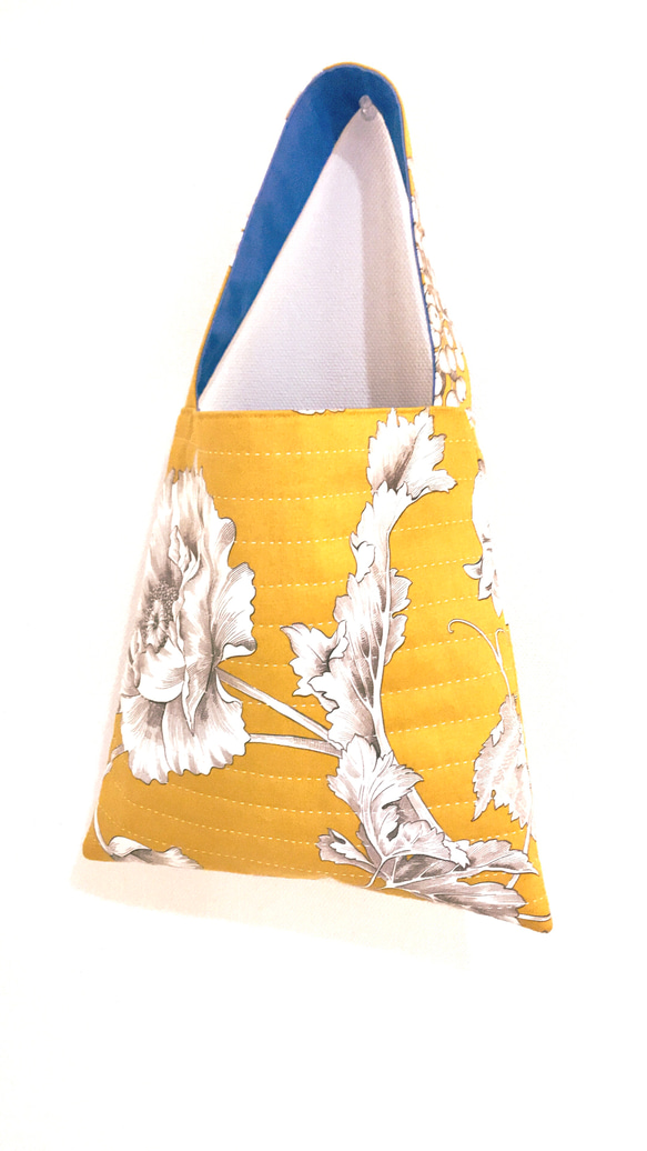 yellowボタニカルプリントワンハンドルバッグ（中袋　抗菌グレンゼ使用）mustard 6枚目の画像