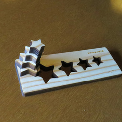 【送料無料】並べて遊ぶ「４つの星」なごみの玩具です 5枚目の画像