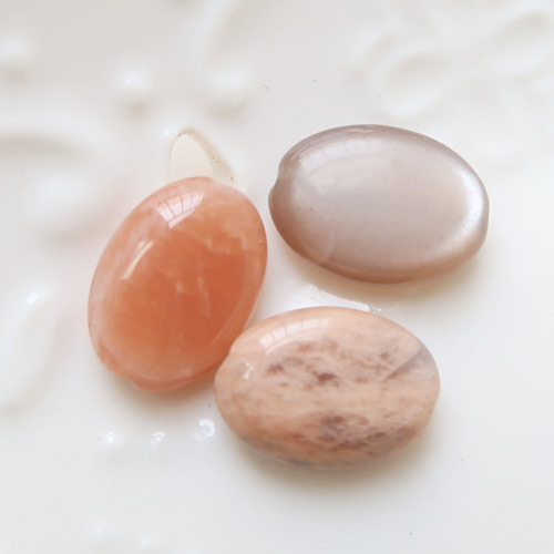 高品質 ピーチサンムーンストーンハートNo.2361 10804 ピーチムーンストーン 6 3個セット 天然石 Romantic Tree 通販