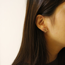 ドライフラワージュエリー|日本の樹脂|シリコーン耳ピン耳クリップ_ダンデリオン 4枚目の画像