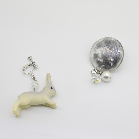 凝膠飾品|日本樹脂|中秋節925銀耳飾_兔兔奔月 第6張的照片