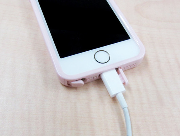 リアル白いいちご　iPhone5/5s/SE対応（ピンク）ケース 2枚目の画像