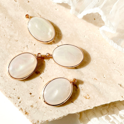 4pcs】オーバル型シェルチャーム 約23×15mm 楕円 ゴールド パーツ 017 