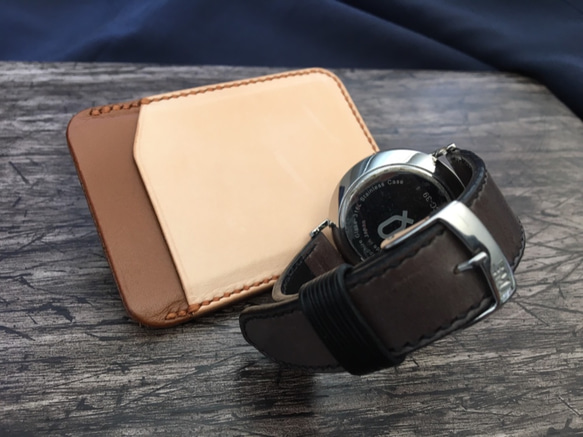 プルアップレザーの腕時計ベルト 〜シンプルな大人の佇まい〜【受注製作】 3枚目の画像