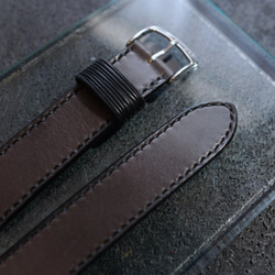 プルアップレザーの腕時計ベルト 〜シンプルな大人の佇まい〜【受注製作】 1枚目の画像