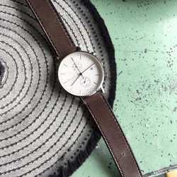 プルアップレザーの腕時計ベルト 〜シンプルな大人の佇まい〜【受注製作】 4枚目の画像