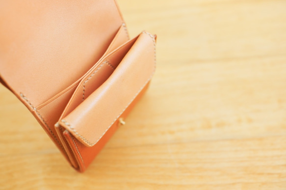 ROMANA2 / Vacanza 〜旅のお供に薄型二つ折り財布〜【受注製作】 5枚目の画像