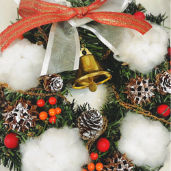 ふわふわ綿花のクリスマスリース 3枚目の画像