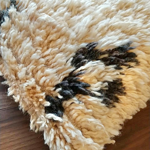 モロッコ★ビンテージプフ カバー★ クッションカバー★モロッコラグ モロッコのヴィンテージラグを使用したクッションカバーRCV64