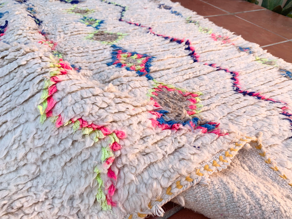 モロッコ ラグ カーペット　絨毯　アジラル カラフル　ベニワレン 7枚目の画像