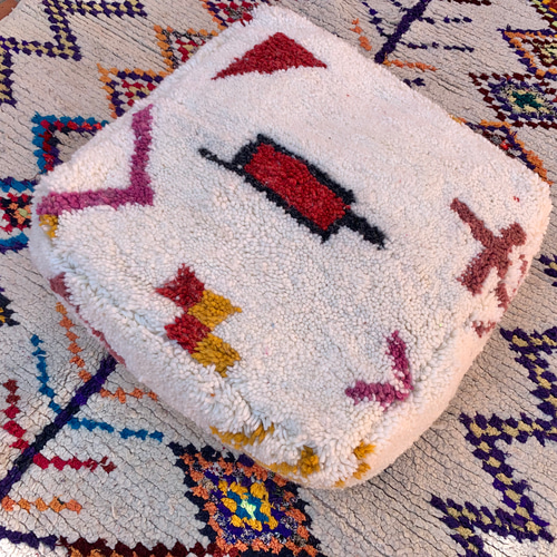 アジラルプフ　アジラルラグ　モロッコプフ　フロアクッション モロッコ プフ pouf アジラル オットマン クッション 2 | Boawid