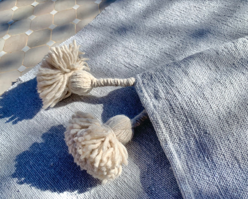 MAROC Pompom blanket タッセル付きベージュブランケット MAROC Pompom blanket タッセル付きベージュブランケット